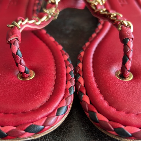 CHANEL Interlocking CC Logo Lambskin T-Strap Sandals - Picture 4 of 11